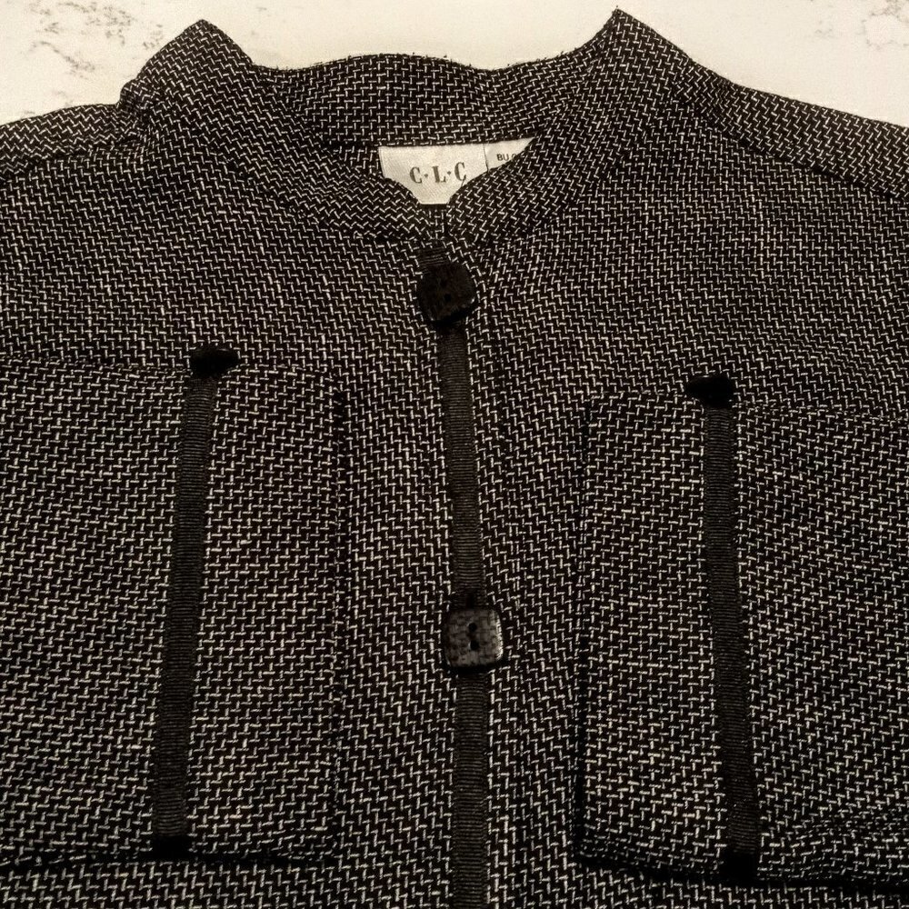 CLC B&W Print Button-Front LS Shirt Jacket - Picture 5 of 5